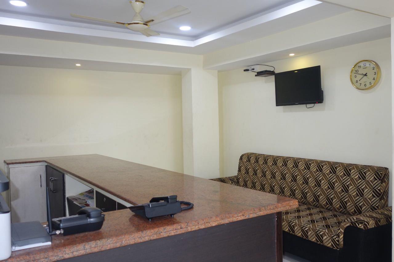 Hotel Nithin Krishna تيروباتي المظهر الخارجي الصورة
