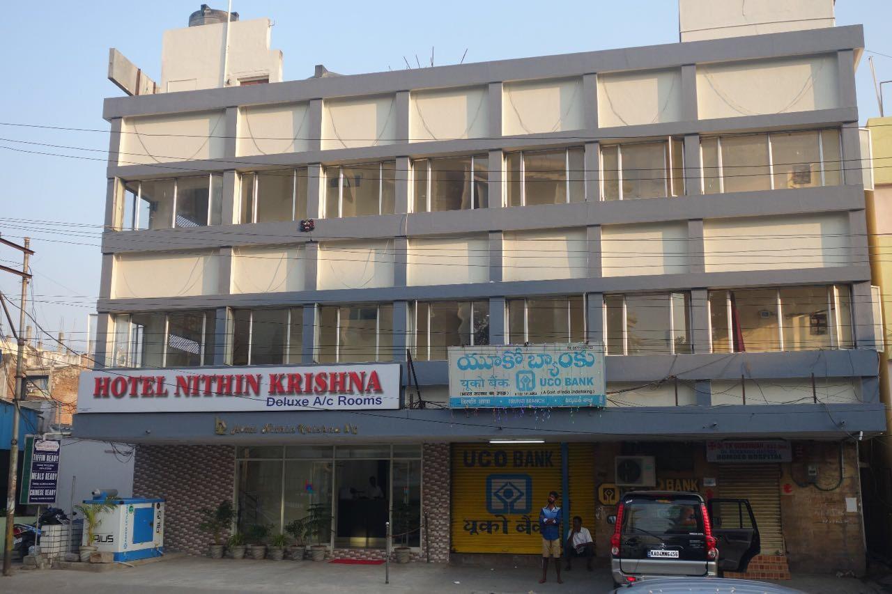 Hotel Nithin Krishna تيروباتي المظهر الخارجي الصورة