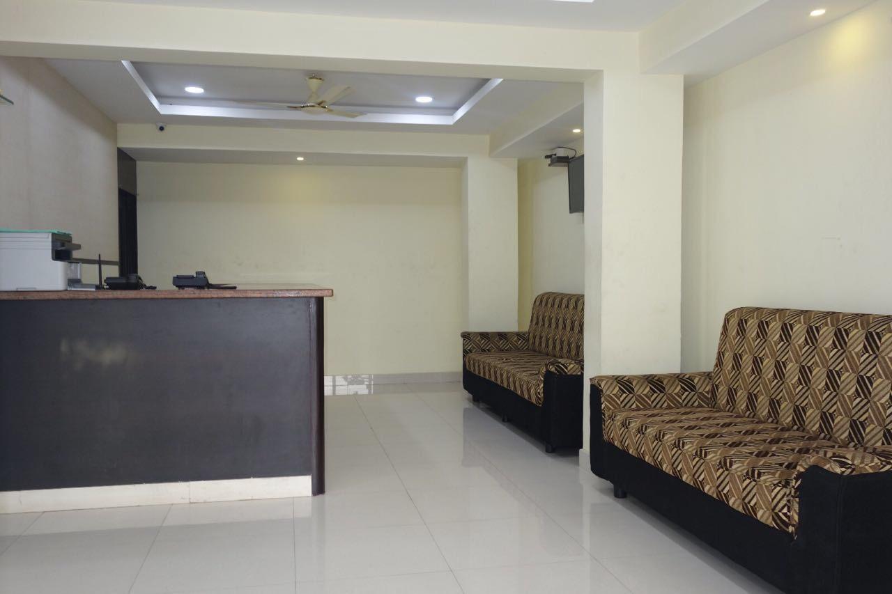 Hotel Nithin Krishna تيروباتي المظهر الخارجي الصورة