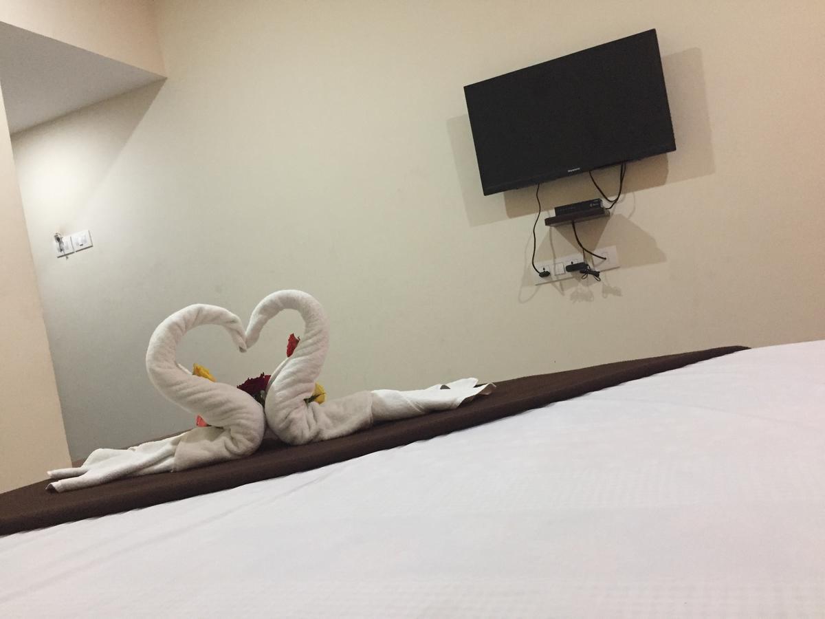 Hotel Nithin Krishna تيروباتي المظهر الخارجي الصورة