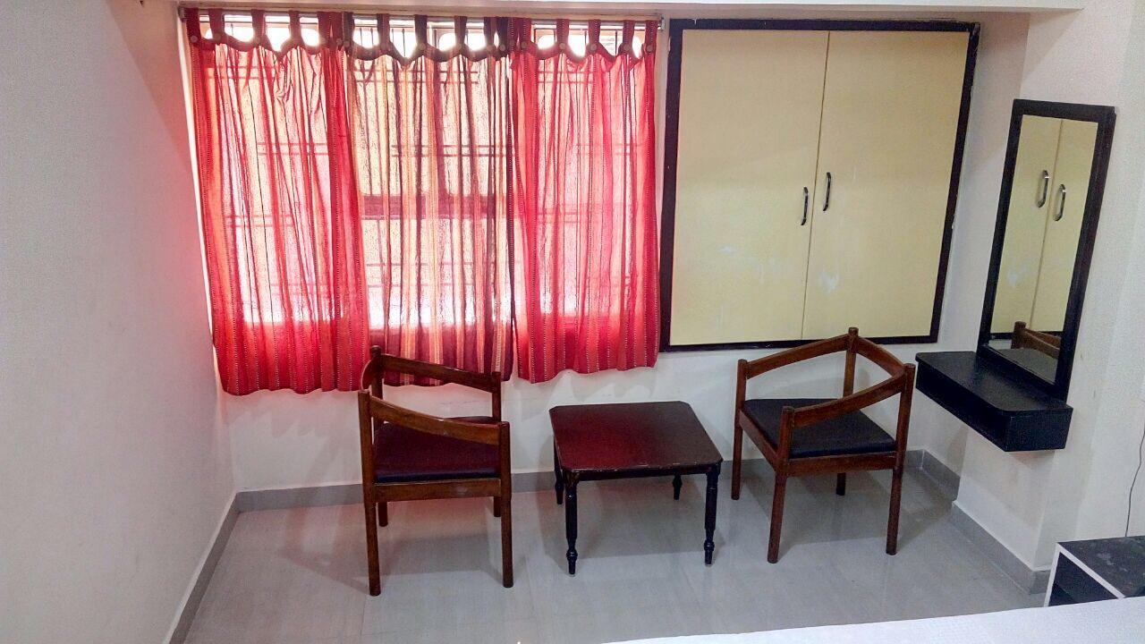 Hotel Nithin Krishna تيروباتي المظهر الخارجي الصورة